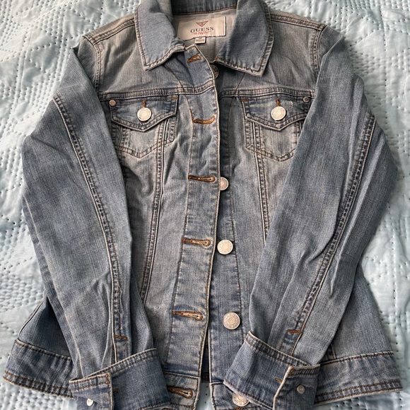 Guess jean jacket - Picture 1 of 4